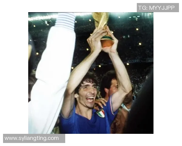 百位足球明星的传奇故事与辉煌瞬间全景回顾